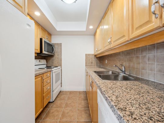 For Lease - 10 Northtown Way Unit# 1601, Toronto, Ontario - Photo 1