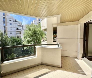 4 pièces refait à neuf + balcons + parking + cave - Photo 3