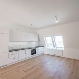 ERSTBEZUG nach Generalsanierung mit Fernblick (Donaukanal, Stephansdom, ...): 3 Zimmer + Küche! - Photo 1