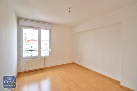 Location Appartement 3 pièces 76m² ST ETIENNE 42100 - Photo 3
