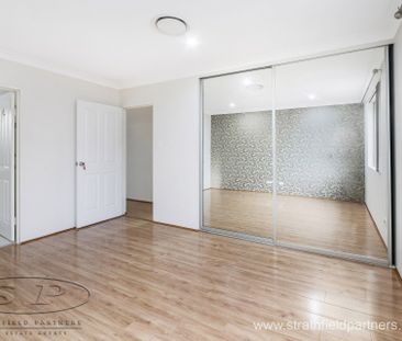 Beautifully modern 3 bedroom apartment - Photo 2