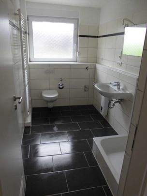 Helle 2-ZKB zentral in Walldorf - Foto 1