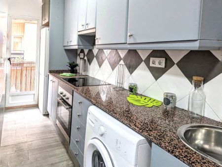 Carrer de Bailén, Burjassot, Valencian Community 46100 - Photo 4