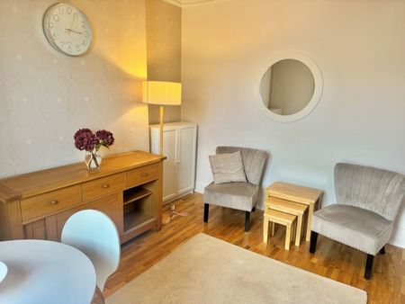 Flat D, 13 Claremont Place, AB10 6RE, Aberdeen - Photo 3