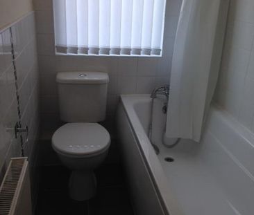 2 Bed Flat, Stanley Road, L20 - Photo 2