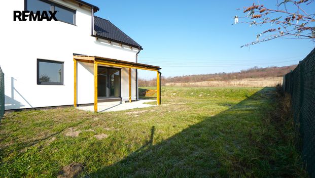 Pronájem domu 108 m², Tuhaň - Fotografie 1