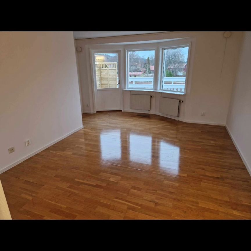 Trädgårdsgatan, Dingle - Photo 1