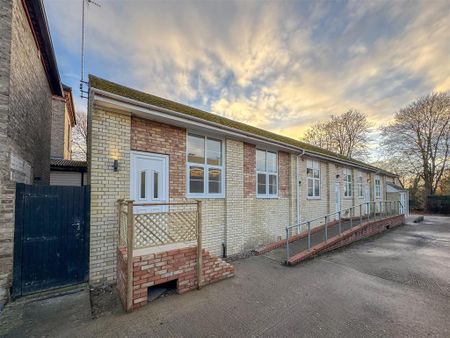 2 bedroom terraced bungalow to rent - Photo 4