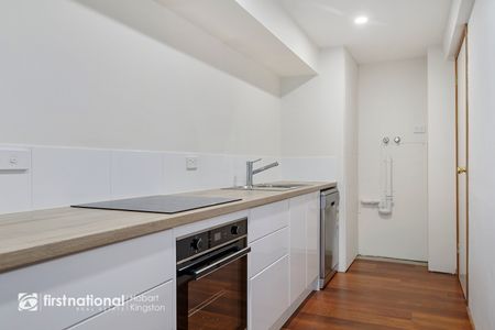 4B Amberley Court, Blackmans Bay TAS 7052 - Studio For Rent | Domain - Photo 5