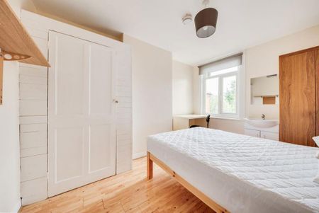 5 bedroom house to rent - Photo 3