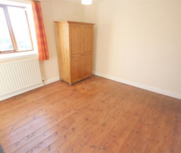 2 Bedroom House - Terraced To Let - Photo 5