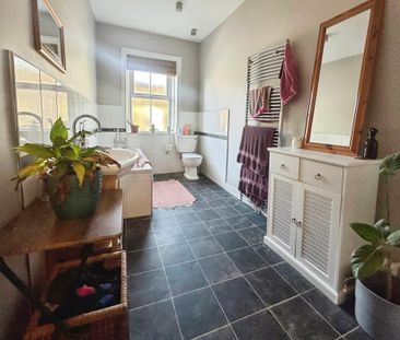 2 bedroom terraced house to rent - Photo 1