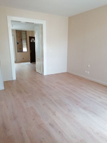 Location appartement 2 pièces, 48.00m², Carmaux - Photo 3