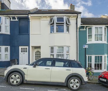 4 bedroom terraced house to rent - Photo 5