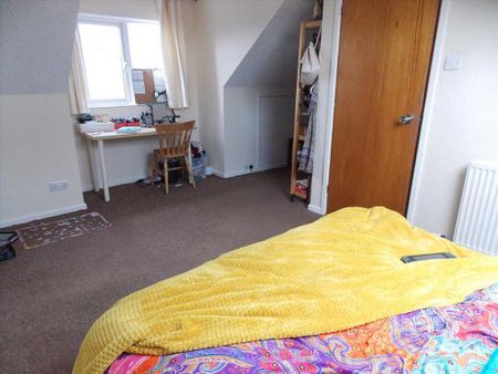 3 bedroom apartment to rent - Photo 3