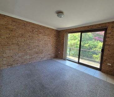 Well Positioned Apartment - Water Included! - Photo 5