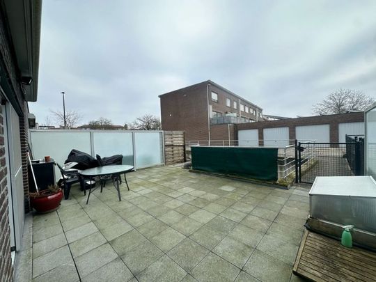 Ruim gelijkvloers appartement met 2 slpka en terras CENTRUM GEEL - Photo 1