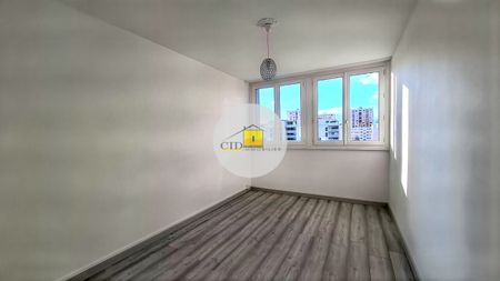 Location Appartement 4 pièces 70m² ST PRIEST 69800 - Photo 4