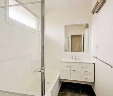 2/13 Blackburn Street, Surrey Hills - Photo 5