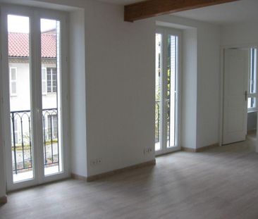 Location Appartement 2 pièces 47m² PRIVAS 07000 - Photo 1
