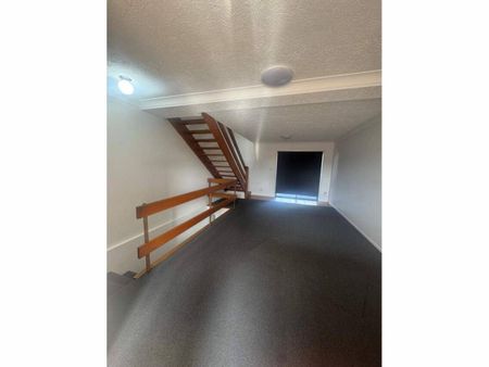 TWO BEDROOM TOWNHOUSE - Photo 3