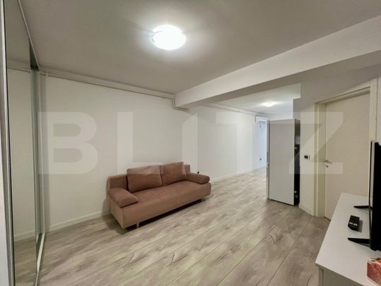 Apartament 2 camere semidecomandat, 54 mp, centrala zona Lic - Photo 1