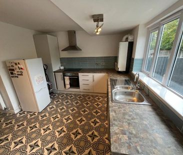 2 bedroom terraced house to rent - Photo 6