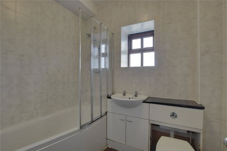 The Cottage, Spring House Farm, Middleton St George, Darlington, County Durham, DL2 1RL - Photo 4