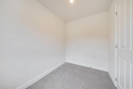 4 Bedroom House - Terraced - Photo 5
