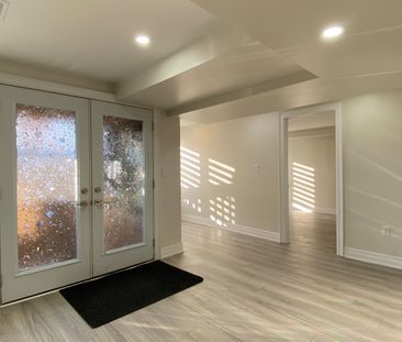 For Lease - 30 MEADOW VISTA Crescent Unit# Basement-Legal walk out,... - Photo 4