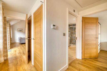 2 bedroom detached house to rent - Photo 3