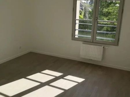 Location Appartement 3 pièces 72 m2 à Anet - Photo 2