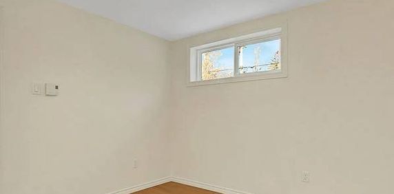 Brand new City approved lower One bedroom unit with soundproofing. - Photo 2