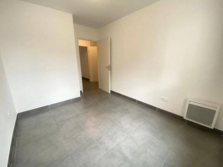 Location appartement récent 3 pièces 68.15 m² à Montpellier (34000) - Photo 3