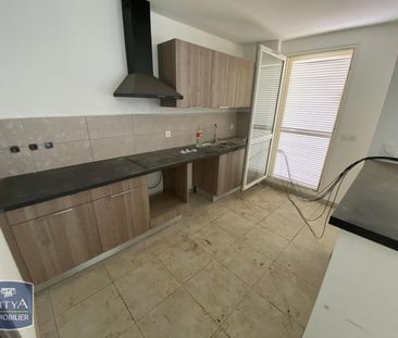 Location Appartement 4 pièces 114m² STE CLOTILDE 97490 - Photo 5