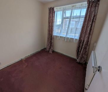 2 bedroom bungalow to rent - Photo 3