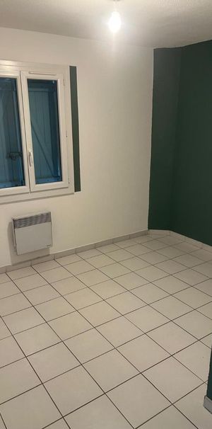Location Appartement 4 pièces 83m² LE LUC 83340 - Photo 1