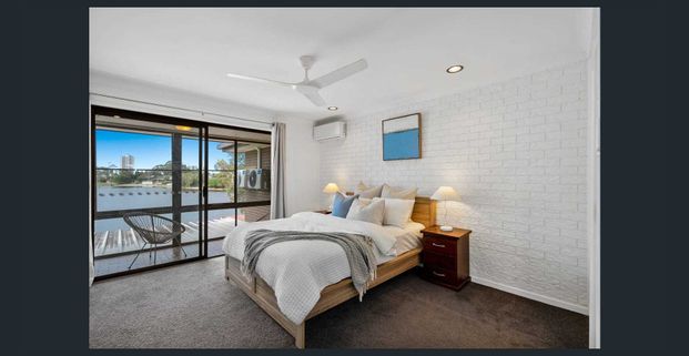 Waterside Townhouse Living in the Heart of Burleigh Waters - 6 Months Lease - Photo 1