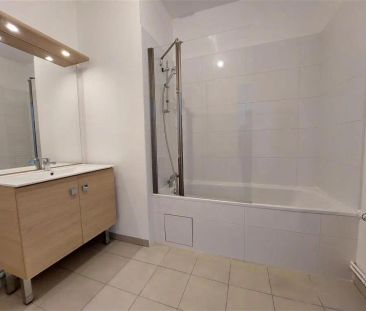 Location appartement 4 pièces - 80m² à Louviers (27400) - Photo 4