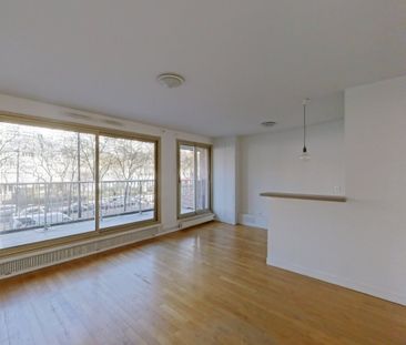 STUDIO A LOUER - PARIS 11EME ARRONDISSEMENT - 29.7 m - 896 € - Photo 3