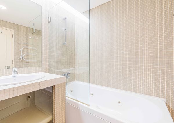 APARTAMENTO T2 NO ARNEIRO - CARCAVELOS