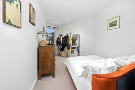 2 Bed Flat, Copper Street, E20 - Photo 3