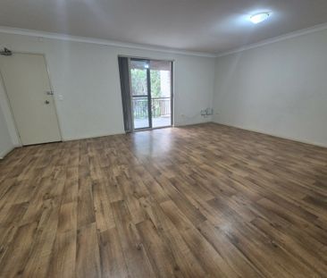 2 Bedroom Unit In Perfect Location!! - Photo 1