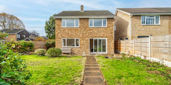 3 bedroom detached house to rent - Photo 3