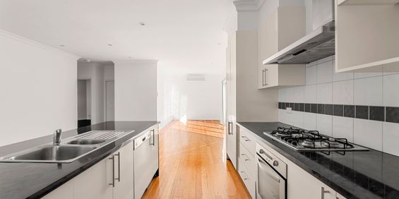 1/44 Pitt Street, Ringwood - Photo 3
