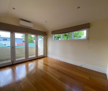 23 Churchill Grove, Hawthorn - Photo 3