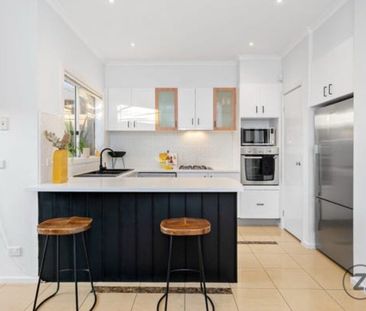 Taylors Hill - Photo 3