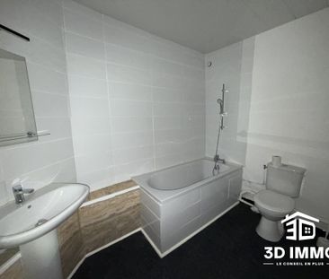 Location Appartement 2 pièces 59m² AVESNES SUR HELPE 59440 - Photo 5