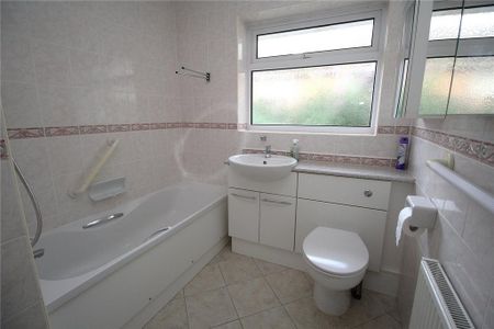 3 bedroom bungalow to rent - Photo 5