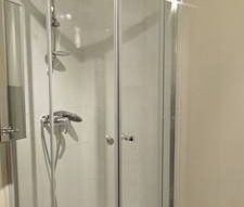 Logement à Paris, Location meublée - Photo 3